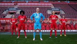 Get the latest football news, fixtures, results and more from holland's eredivisie with sky sports. Nieuwe Hoofdsponsor Fc Twente Vrouwen Komt Op Voor Talent In De Regio Fc Twente Tubantia Nl
