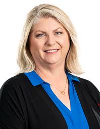 Mary Endsley's Instagram, Twitter & Facebook