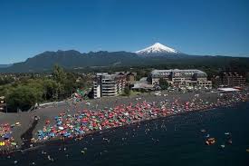 Villarrica is a city and commune in southern chile located on the western shore of villarrica lake in the province of cautín, araucanía region 746 km south of santiago and close to the villarrica. El Plan Que Saldra Al Rescate Del Lago Villarrica Pais Circular