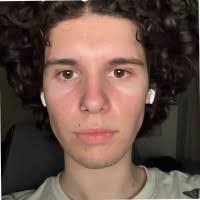 Evan Garrett's Instagram, Twitter & Facebook