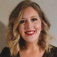 Lindsey Tew's Instagram, Twitter & Facebook