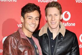 On 27th june 2018 to thomas robert daley and dustin lance black, a son. Tom Daley And Dustin Lance Black Welcome A Baby Boy Page Six