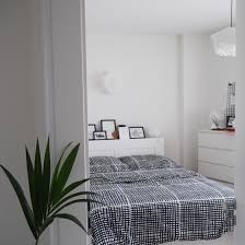 Analysieren sie die fläche, über welche sie verfügen, damit sie die kapazitäten des raumes ausnutzen. Kleine Schlafzimmer Ausnutzen So Schaffst Du Stauraum