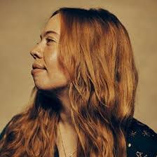 Tara Deane's Instagram, Twitter & Facebook