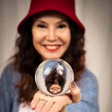 Uusimmassa podcast-jaksossa autokorjaamoyrittäjä Jerry Mäkelä. Jerry  valmistui Sataedusta ajoneuvoasentajaksi keväällä 2017. Kuuntele Spotify  Opo Johanna podcastissa Jerryn urapolusta yrittäjäksi! JerJoa Oy