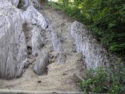 Make social videos in an instant: Muntele De Sare Praid