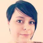 Kelly Handford's Instagram, Twitter & Facebook