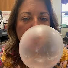 The Washington Township Public Schools' community mourns the loss of Robyn  Small. Robyn was a member of the 1993 class of the Washington Township High  School Sports Hall of Fame. He was