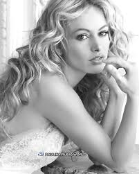 She has sold over 20 million records world wide. Pin En Paulina Rubio Fans