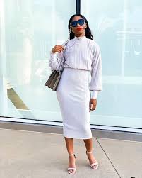 Black And White Outfit With Red Lipstick White Dress Outfit Balloon Sleeve Dress Sunglasses Chain Gucci Handbags Red Lipstick Makeup Look Black Women Black Fashion Bloggers Dresses Fashion