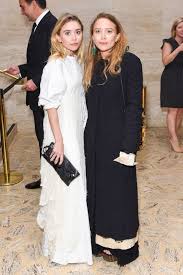 Hochzeit Im Winter Was Anziehen 50 Beste Outfits Hochzeitskleider Damenmode De Coole Outfits Modestil Outfit