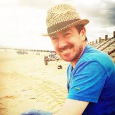 Karen Carr (@25andrjuha)