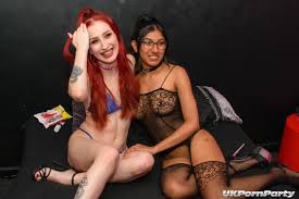 5 bonnes raisons de sintéresser à Desi Mouse – La Voix du X