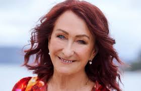 Irene Roberts (Lynne McGranger)