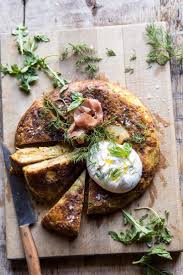 Spanische Tortilla Mit Burrata Und Krautern In 2020 Rezepte Brunch Rezepte Getranke Rezepte