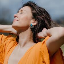 A little obsessed how these statement studs came out! 💙😍 They feature an  incredible vibrant blue turquoise set in sterling silver with a patina  finish. Just love them 💙 This pair will