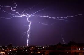 Negen mensen raakten gewond, van wie er twee naar. Drama Nederland Getroffen Door Onweer