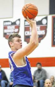 Circleville tops Blue Lions, 43-33