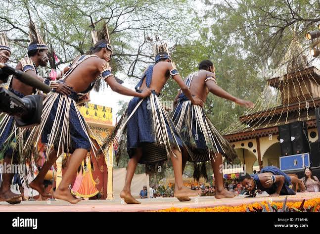 Folk dance by siddi tribe of gir forest ; Gujarat ; India Stock Photo - Alamy