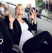 Katrine lunde born 30 march 1980 is a norwegian handball goalkeeper playing for vipers kristiansand she is the twin sister of fellow handball player krist. Gorbicz Es Lunde Terhesen Szurkol Blikk