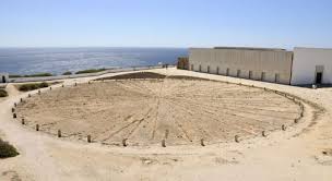 Blank, hulking and forbidding, sagres' fortress offers breathtaking views over the sheer cliffs, and all along the coast to cabo de são vice. Smart Travel Travel Guide Application