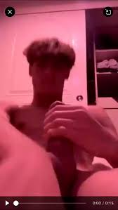 @iheartstr8dicks video Tweet