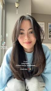 Isabella Lauro's Instagram, Twitter & Facebook