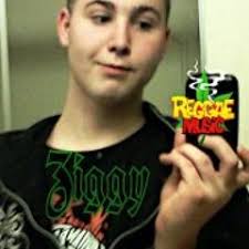 Stream Derrick Michaels music