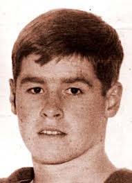 Player photos for the 1966-67 London Nationals at hockeydb.com