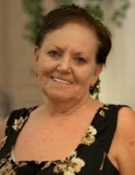 Debbie Lusk's Instagram, Twitter & Facebook