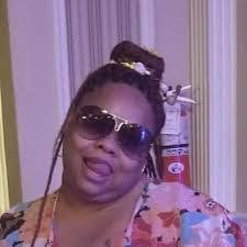 Nikole Howard's Instagram, Twitter & Facebook