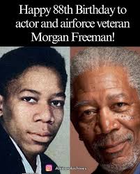 Mary Wilson, the first African American senior zookeeper at the Maryland  Zoo in Baltimore, 1966.