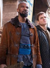Here S The Trailer For The New Robin Hood Movie That S Mostly About Jamie Foxx S British Accent Leather Jacket Robin Hood Trench Coat Men