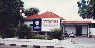 Ini disusun dengan latar belakang tuntutan untuk memenuhi implementasi salah satu kompetensi yang harus dikuasai dan dilaksanakan seorang kepala sekolah yaitu kompetensi supervisi. Profil Universitas Amikom Yogyakarta Universitas Amikom Yogyakarta