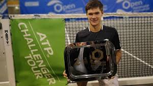 W pierwszych dniach maja 2019 kamil zdobył drugi tytuł challengerowy. Majchrzak Takes First Atp Challenger Title At Open Harmonie Mutuelle Tennis Tourtalk