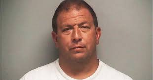 Mount Prospect cop living in Huntley facing battery charges takes stand,  denies charges