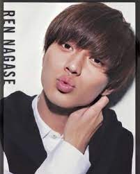 面長 顔が長いひとの声 顔が長いな短くする方法 丸顔マッサージ方法 ストレッチ方法 顔が長くなる原因についてま 顔のゆがみ 顔の歪み 美顔