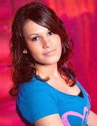 Emily Bush's Instagram, Twitter & Facebook