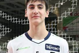 Jun 03, 2021 · la squadra di valentini batte la bulgaria di prandi al tie break con una bella prestazione di pinali, cavuto e michieletto. Argento All Italia Di Michieletto Sport Trentino