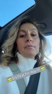 Posted @withregram • @stephanfinearts Several options downtown! Get out and  get down here. It’s beautiful out!!!!!!