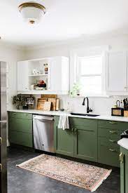 this striking 1 200 sq ft home will make you want to move to canada keuken interieur keukenkastjes keuken ontwerp