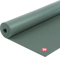 A roomy bag to carry it all in. Manduka Pro Yoga Mat Black Sage Rei Co Op