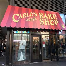 Cake Boss Cafe In New York City 8th Avenue And 42nd Street Cannoli Cupcakes Brownies And More New York City Travel New York Travel New York City