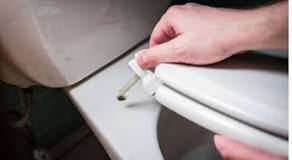 Abattant des WC qui bouge : pourquoi et comment le fixer ...