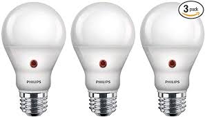 Dusk to dawn led lights are even better since they also provide convenience thanks to its automatic on and off feature. Amazon Com Philips Led Dusk To Dawn Outdoor A19 Light Bulb Flicker Free 800 Lumen Soft White Light 2700k 8w 60w E26 Base 3 Pack Home Improvement