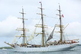 Sørlandet oder südnorwegen, auch als agder bezeichnet, ist der südlichste landesteil norwegens. Sorlandet Sail On Board