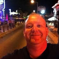 Paul Crombie's Instagram, Twitter & Facebook