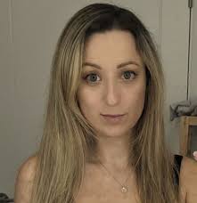 How much sugar or honey to add to 100% juice for a slightly sweet soda?