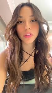 Andrea Keene's Instagram, Twitter & Facebook