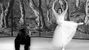 Quattro anni dopo, nel 1958, è diventata prima ballerina. 4rg2aex Jhw2em